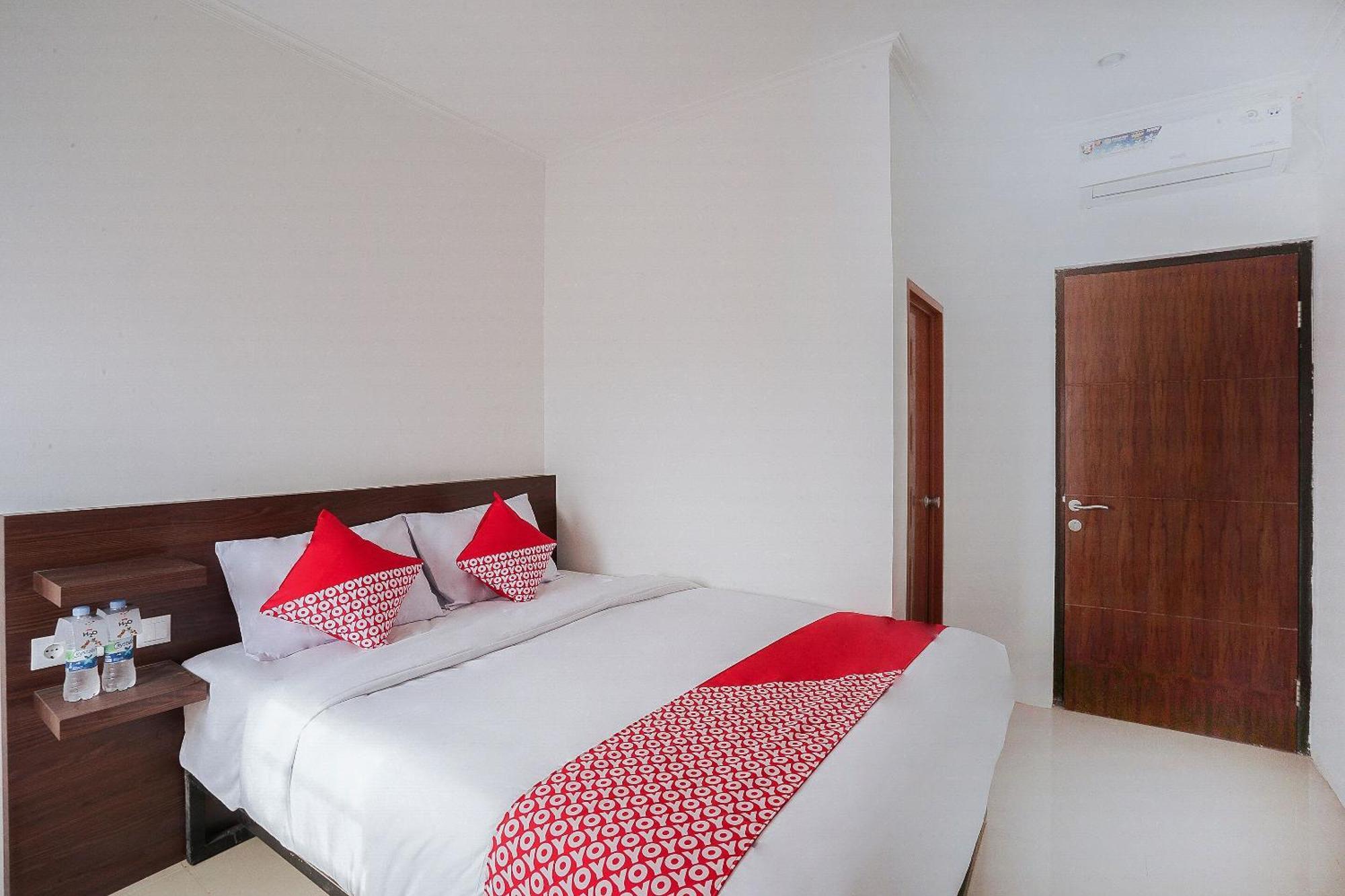 Super Oyo 2183 Cibeureum Residence Bandung Luaran gambar