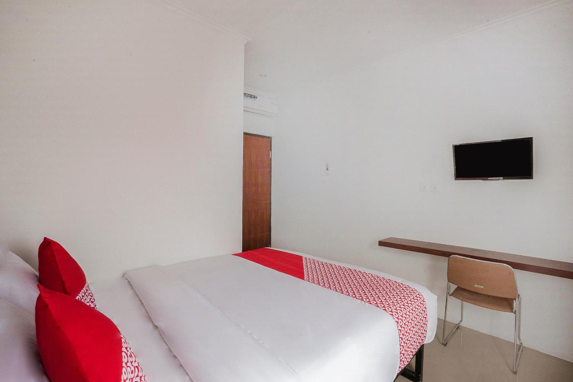 Super Oyo 2183 Cibeureum Residence Bandung Luaran gambar