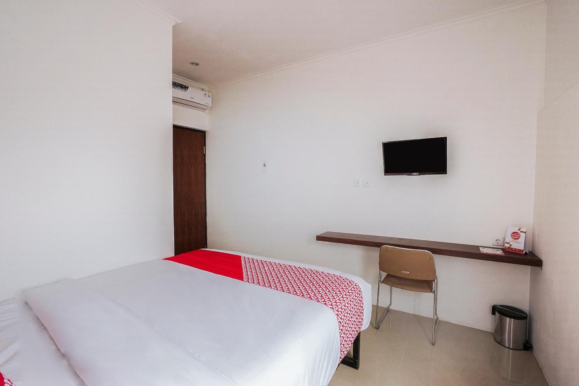Super Oyo 2183 Cibeureum Residence Bandung Luaran gambar