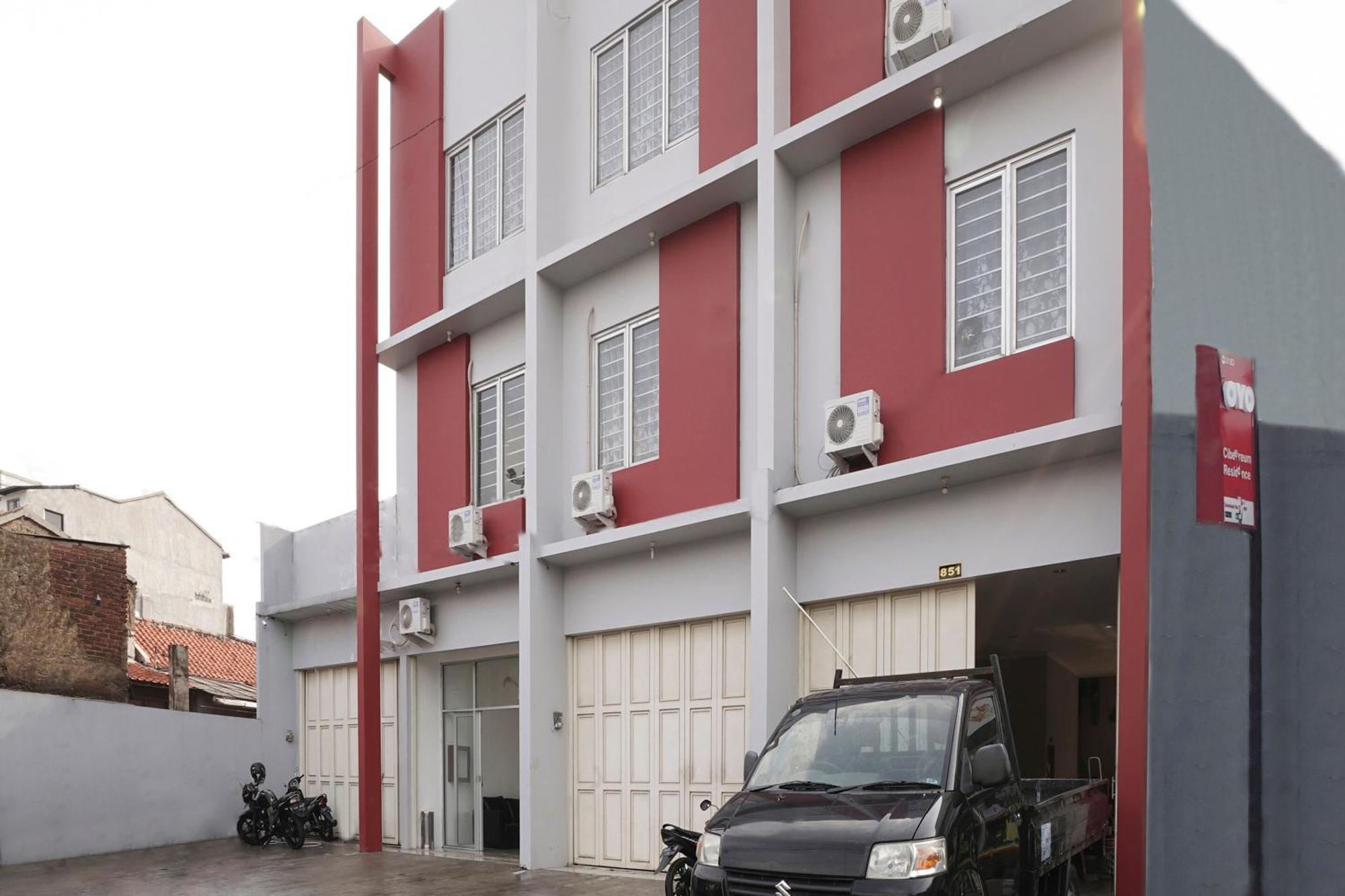 Super Oyo 2183 Cibeureum Residence Bandung Luaran gambar